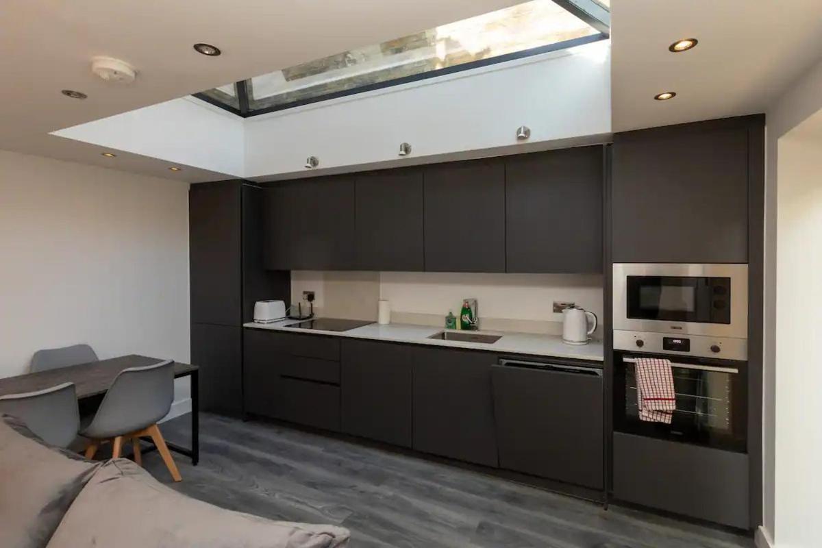 Stylish 2-Bed Flat In The Heart Of West Hampstead Διαμέρισμα Λονδίνο Εξωτερικό φωτογραφία
