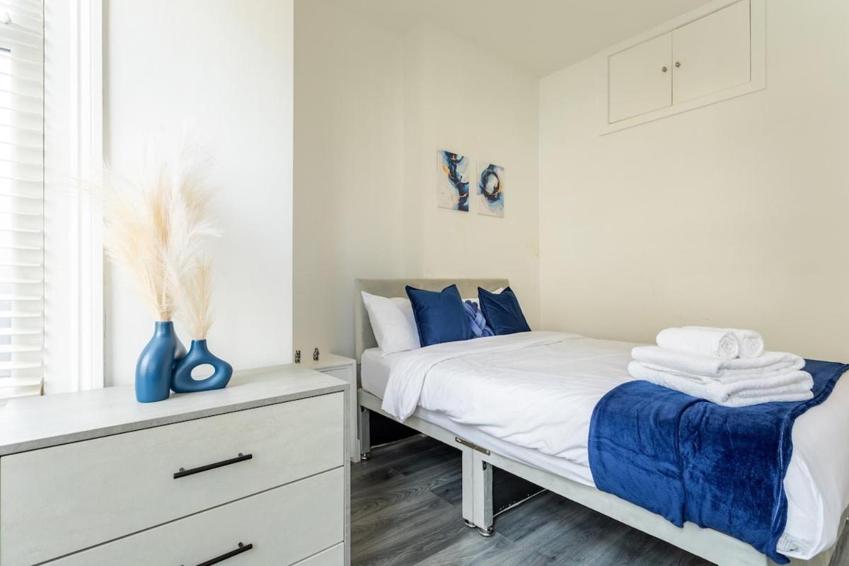 Stylish 2-Bed Flat In The Heart Of West Hampstead Διαμέρισμα Λονδίνο Εξωτερικό φωτογραφία